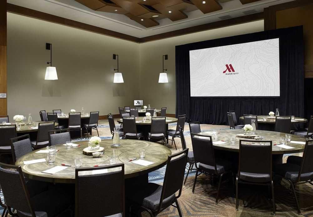 Marriott Crabtree Valley Hotel