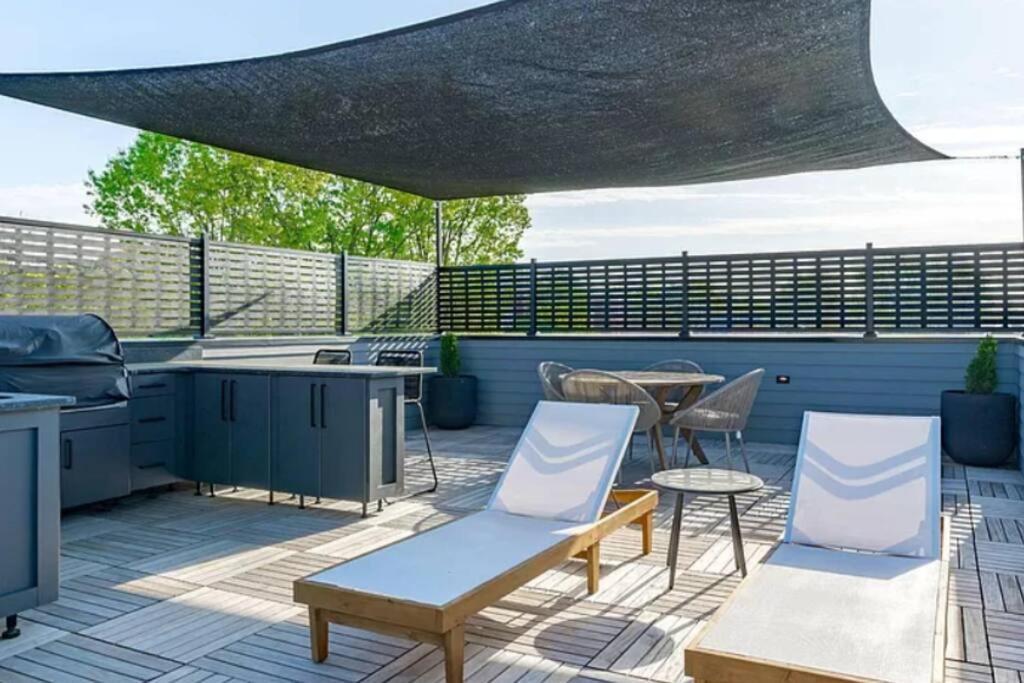 Holiday home Modern 4br - Heart Of Downtown - Views!