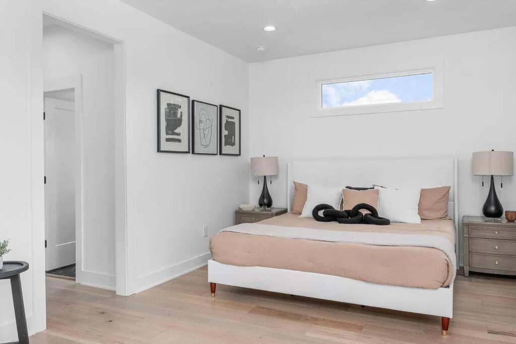 Modern 4br - Heart Of Downtown - Views! Raleigh