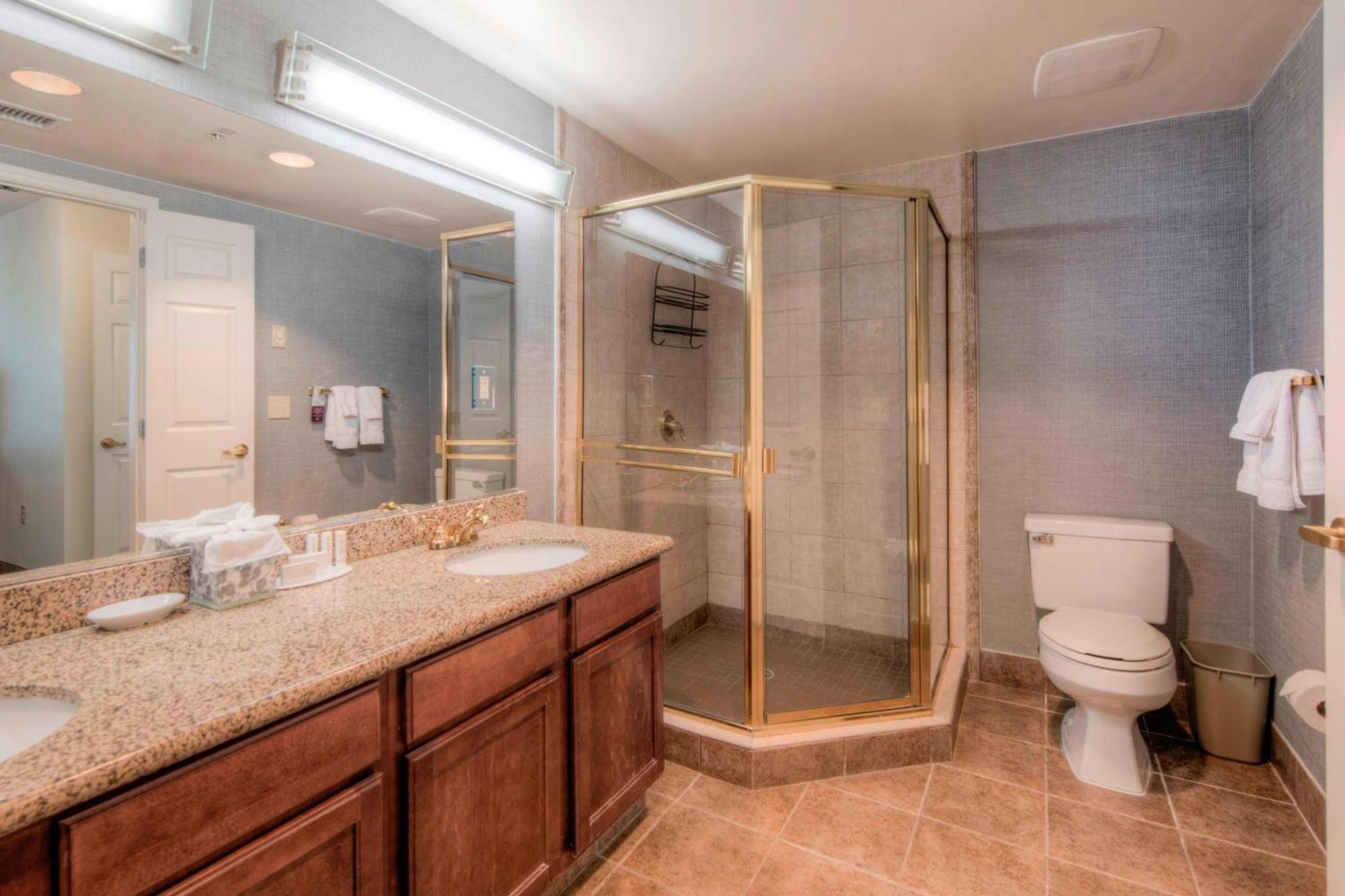 By Marriott Crabtree Valley 2*
