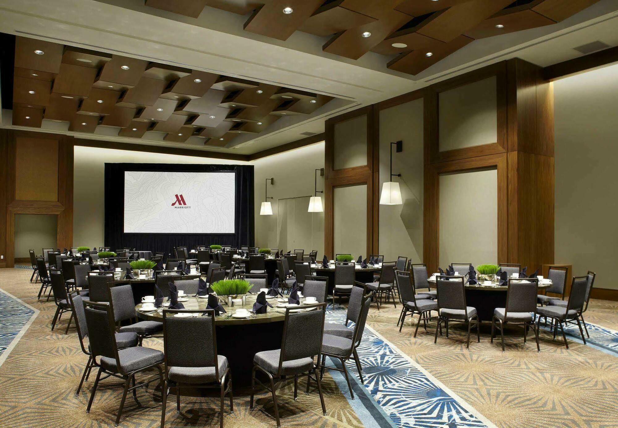 Marriott Crabtree Valley Hotel 4*