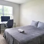 Nice Private Bedroom With Shared Bath