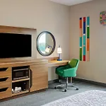 Hampton Inn & Suites Raleigh Midtown, Nc