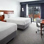 Courtyard By Marriott Raleigh Midtown