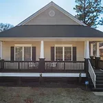 3Bd Retreat - Hot Tub & Bbq - Near Ncsu & Downtown