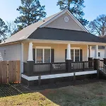 3Bd Retreat - Hot Tub & Bbq - Near Ncsu & Downtown