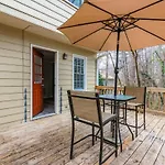 Double En Suite Townhome Close To Wakemed