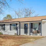 Chic Home With King Bed In Raleigh