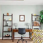 Cozy 2Br Retreat With Bbq, Wifi & Parking