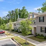 Upscale King 3Br Townhouse Mins To Cary & Nc State