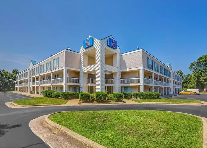 Motel 6-Raleigh, Nc - North