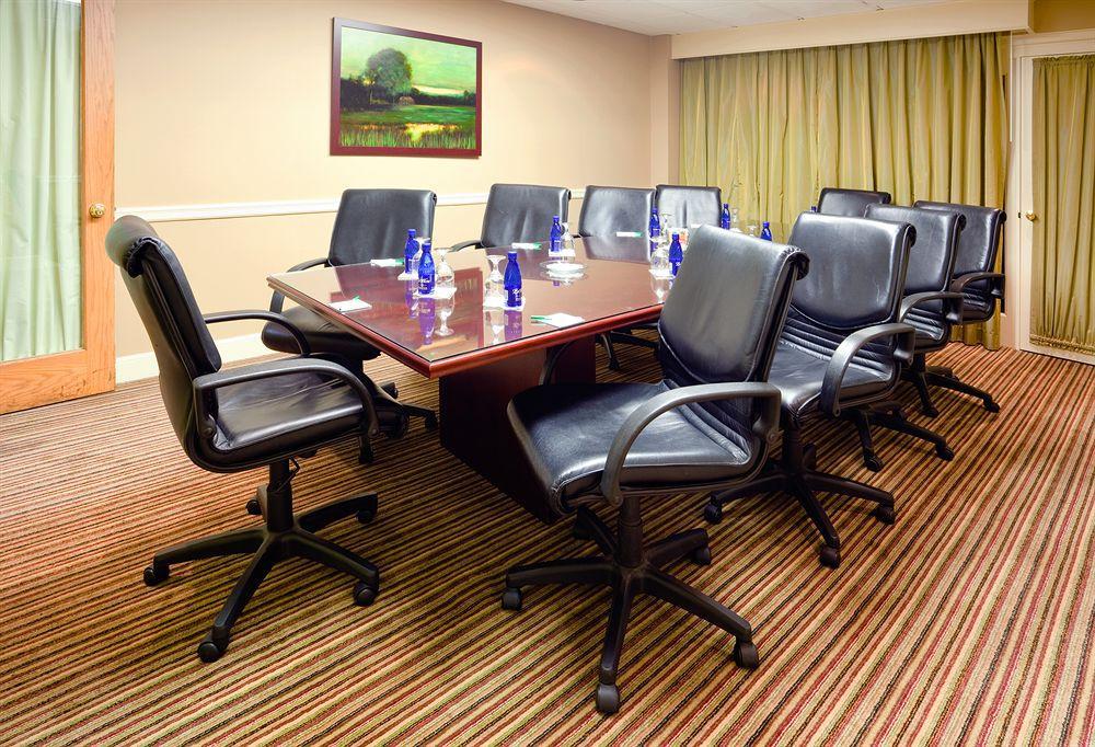 Doubletree By Hilton Crabtree Valley Hotel