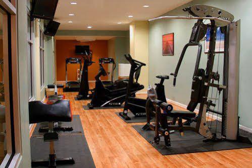 Sheraton Hotel 3*