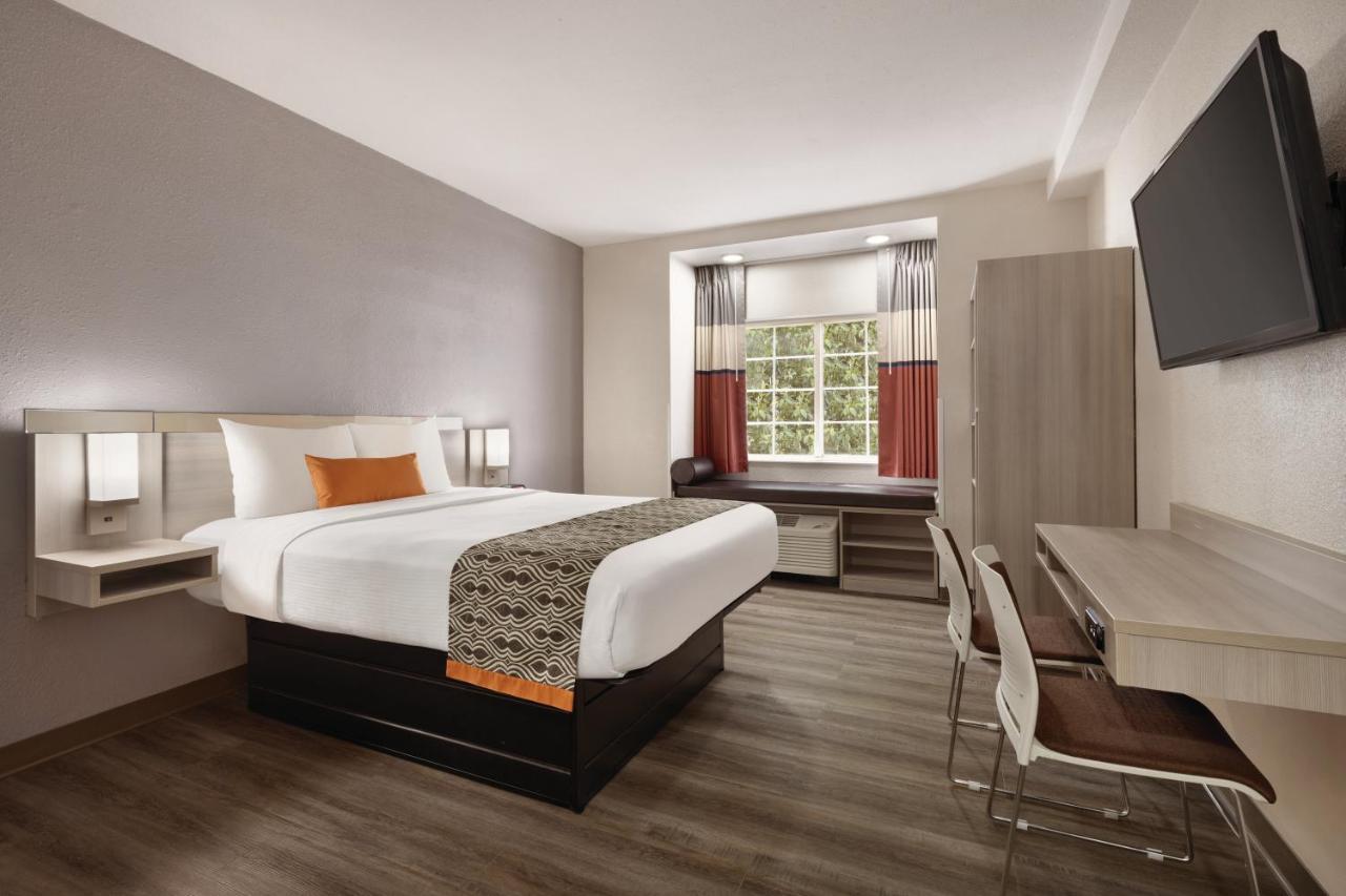 Microtel & By Wyndham