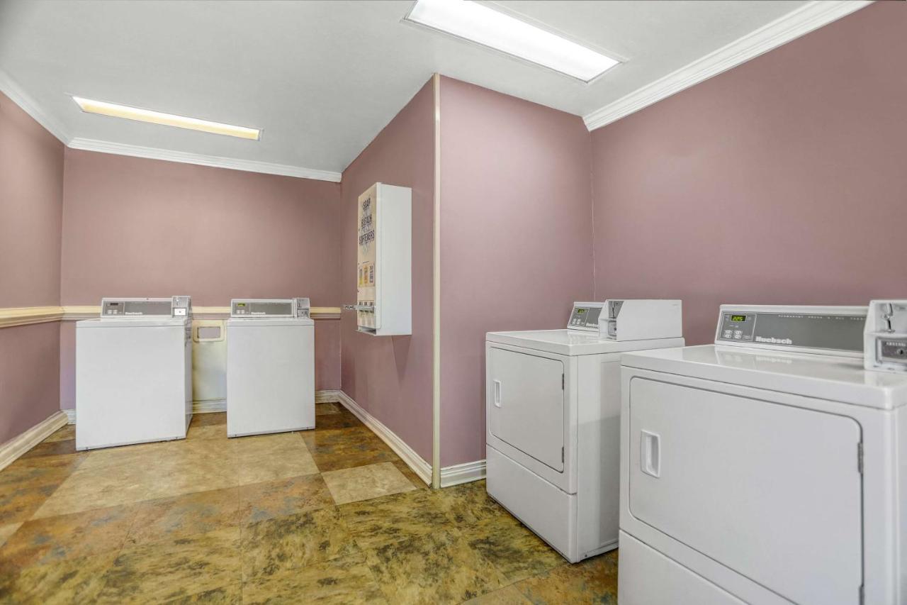 Hotel 6-raleigh, Nc - North Raleigh