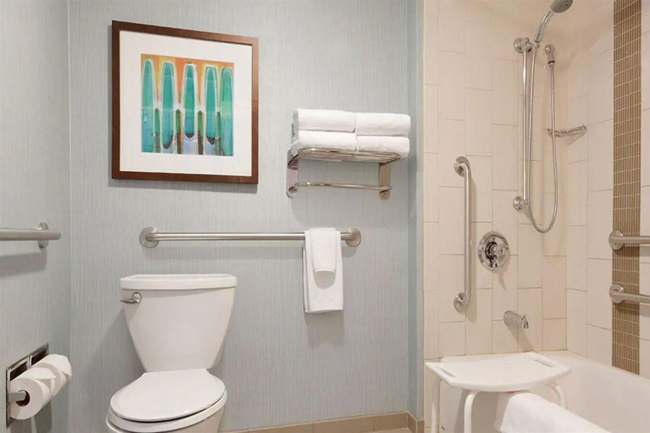 Hyatt Place North Midtown 3*