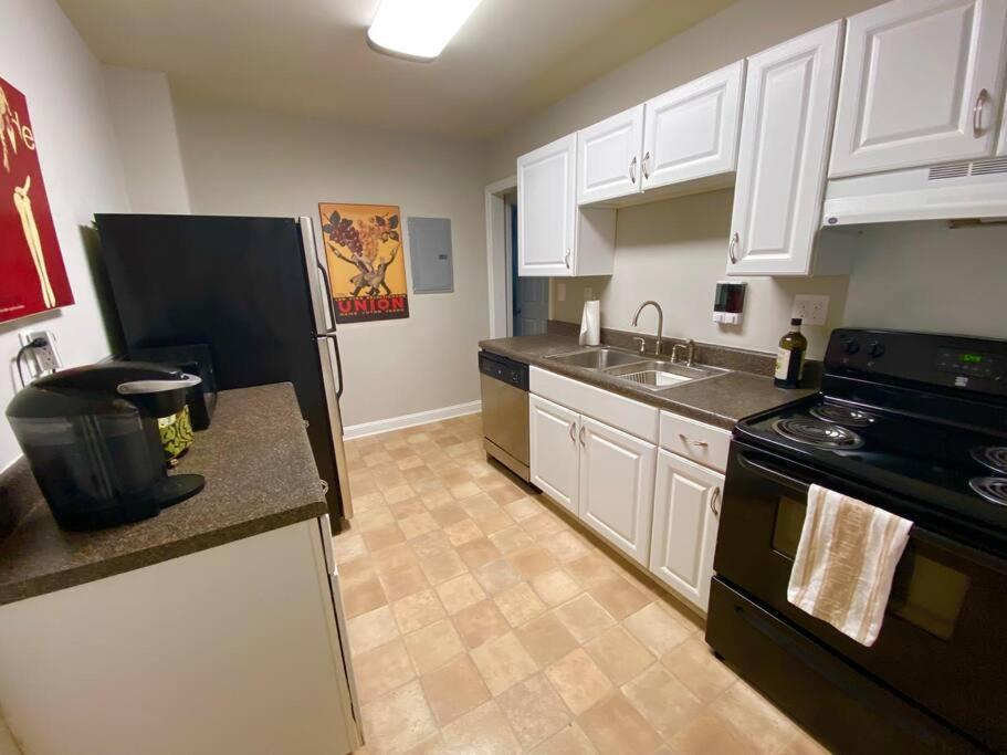 Charming Near Downtown, Ncsu And Pnc Arena *