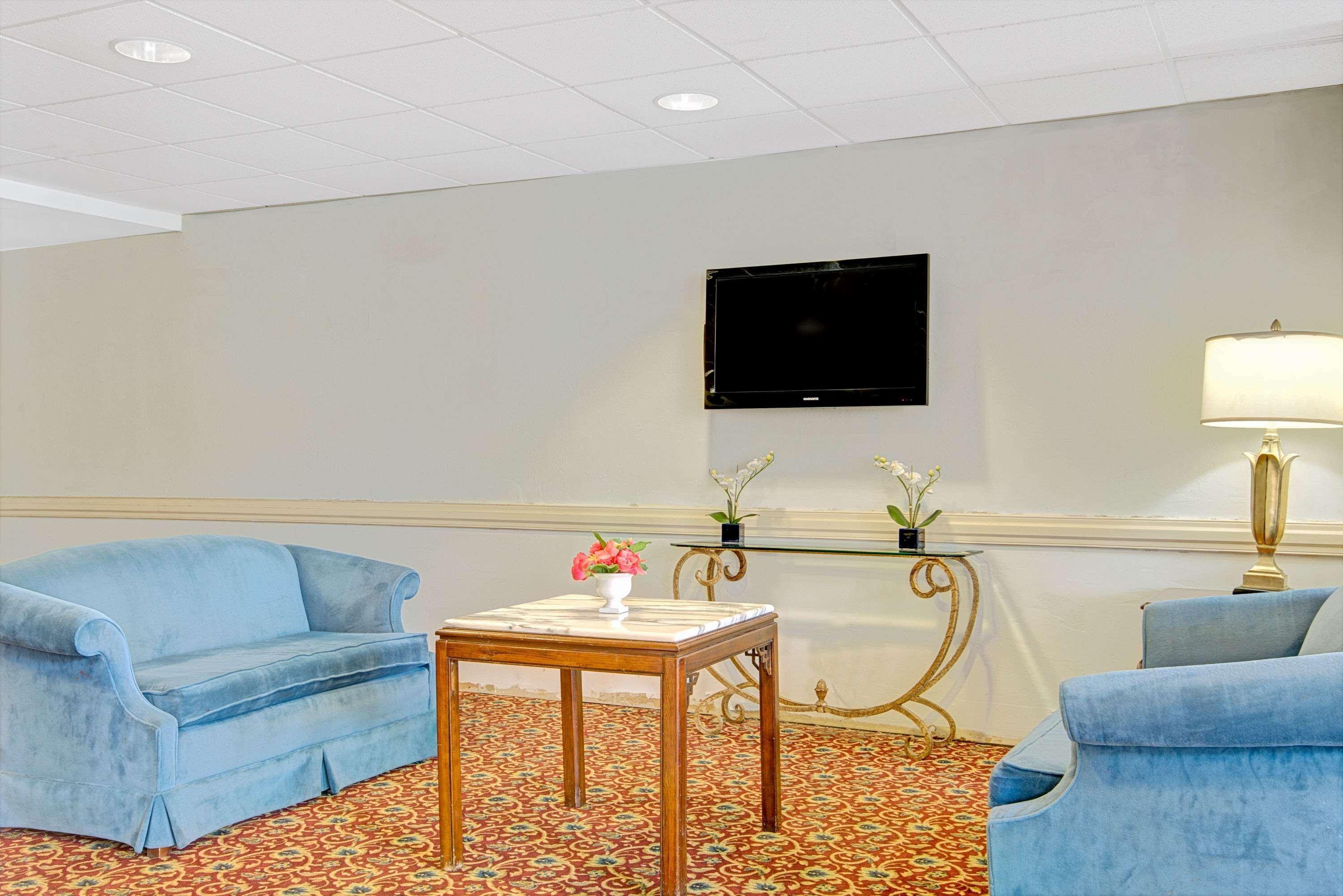 Microtel & By Wyndham Hotel Raleigh