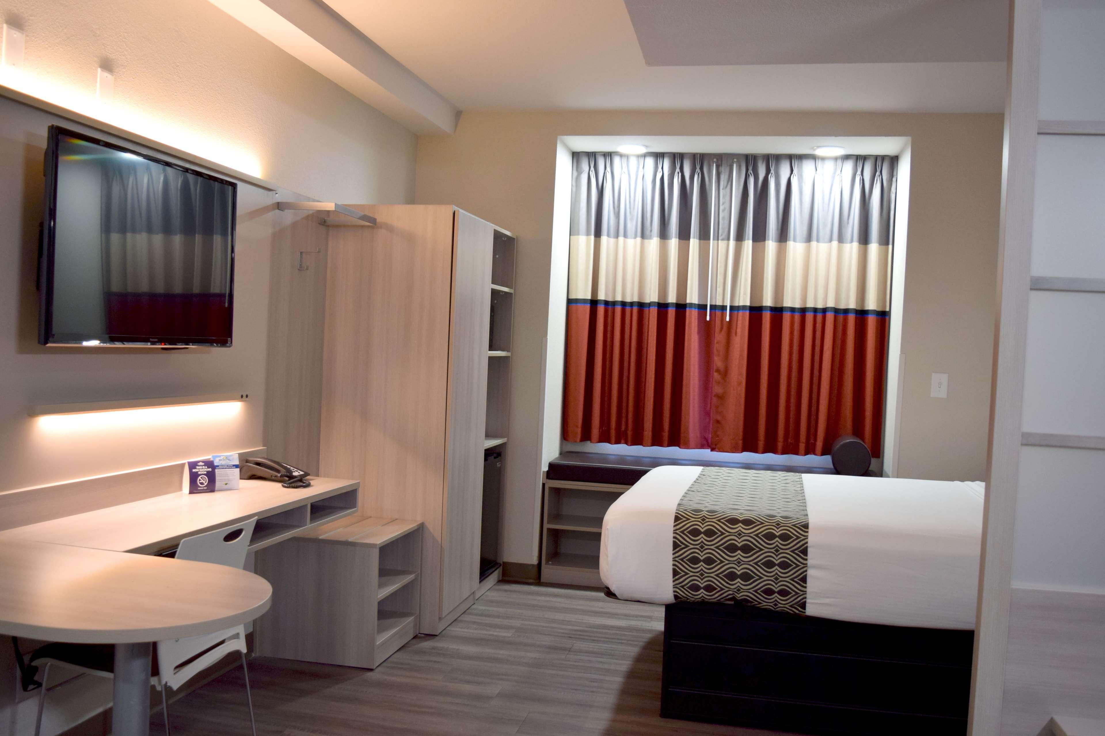 Microtel & By Wyndham 2*
