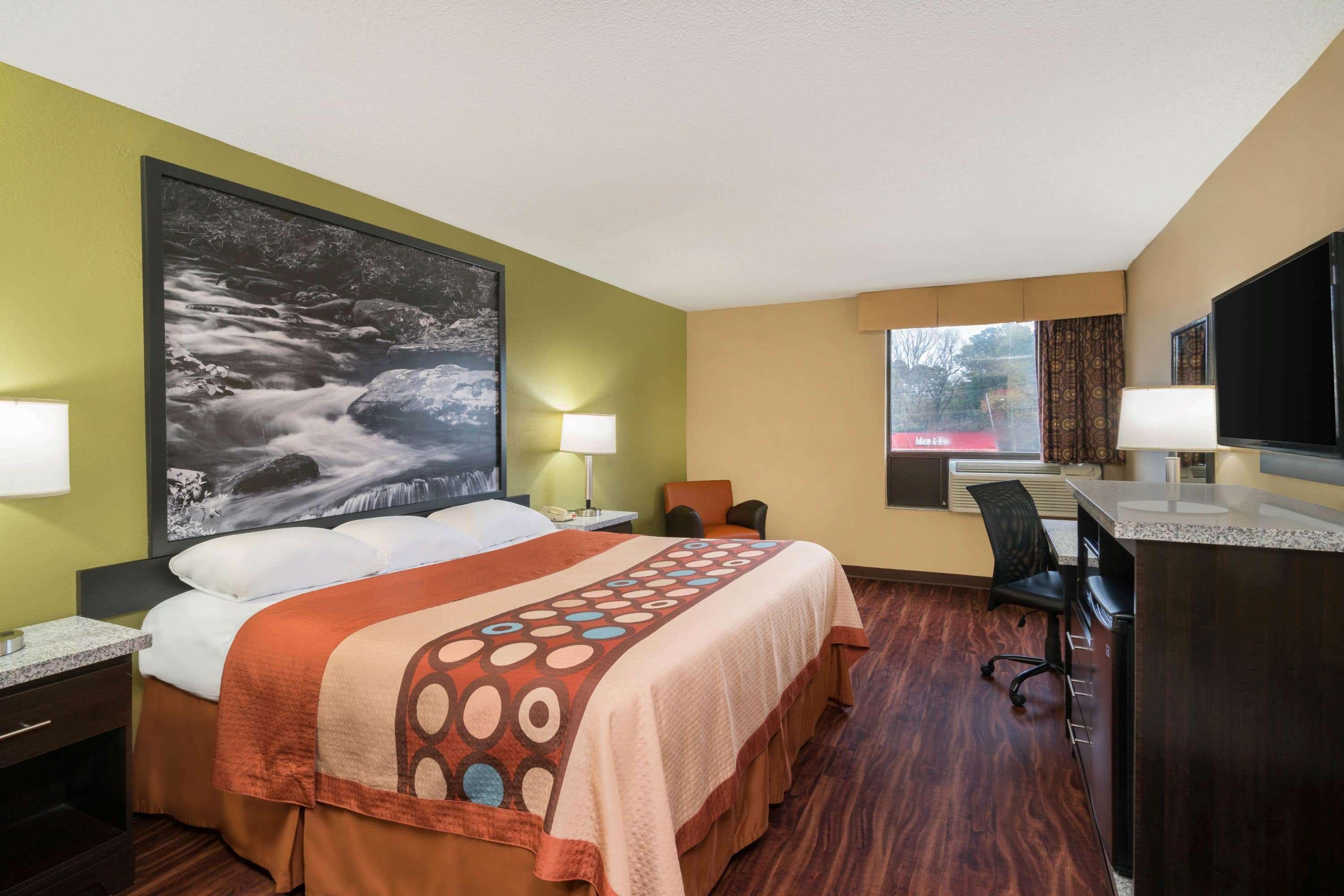 Super 8 By Wyndham North East Hotel Raleigh