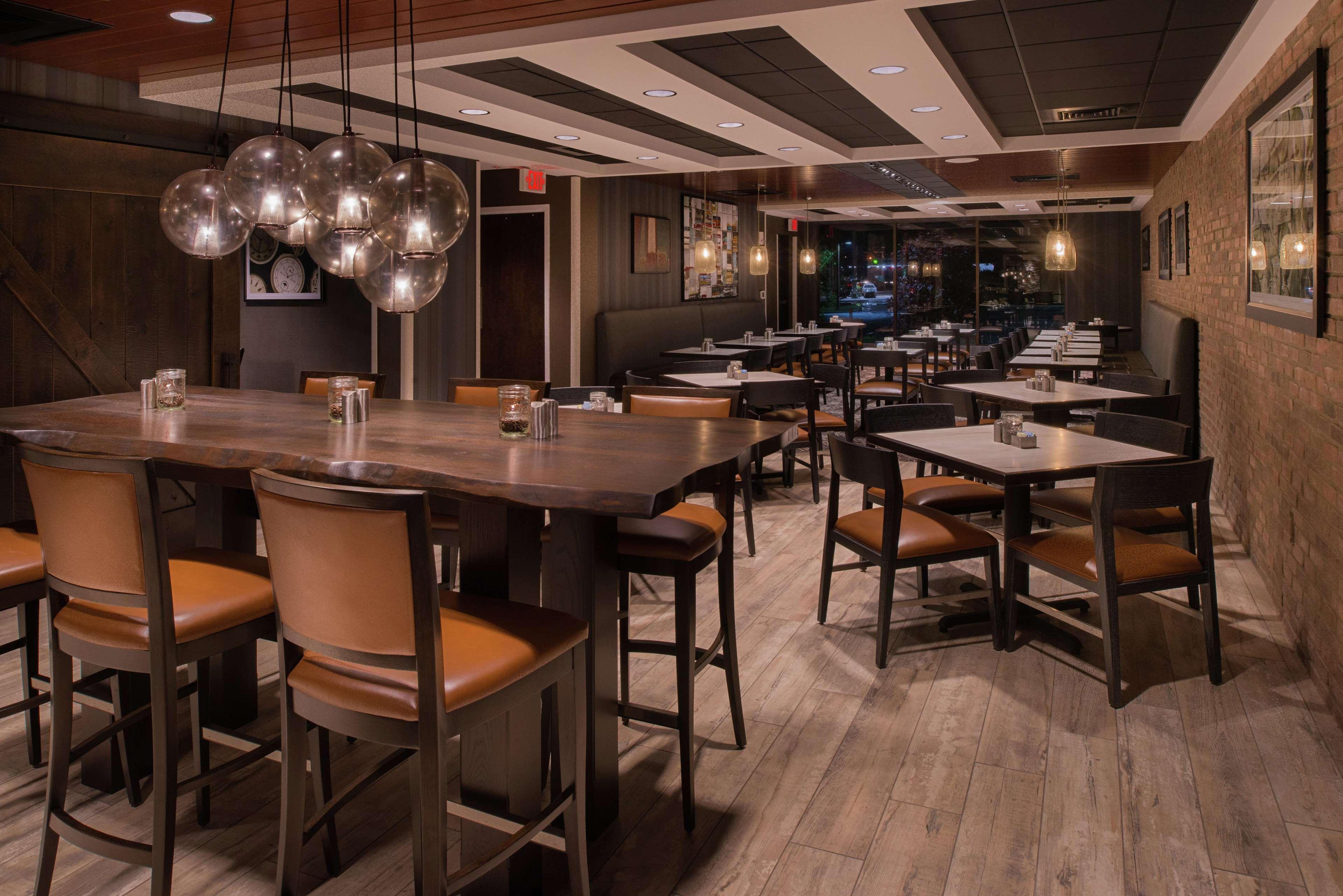 Hotel Doubletree By Hilton Crabtree Valley Raleigh