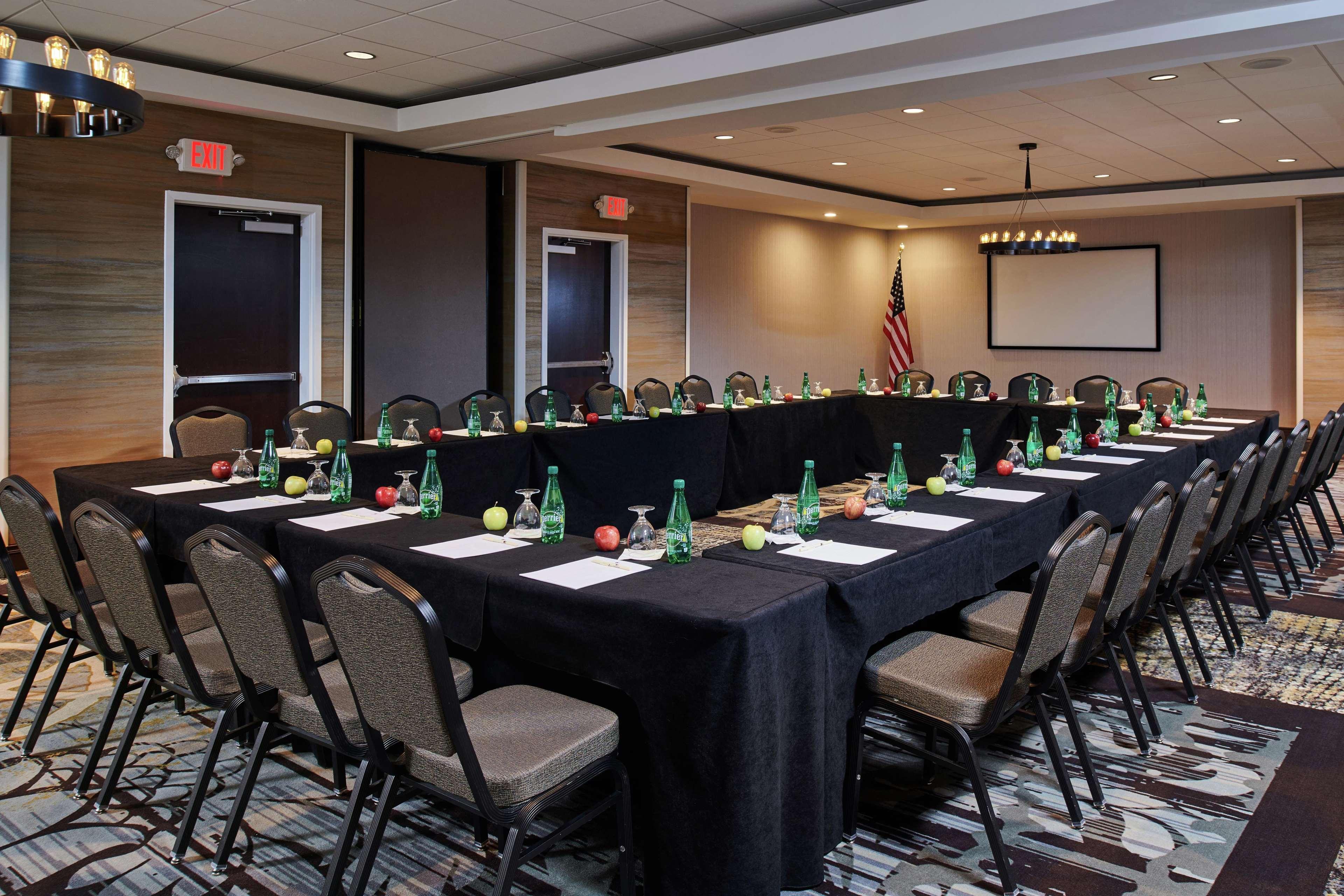 Doubletree By Hilton Crabtree Valley Hotel