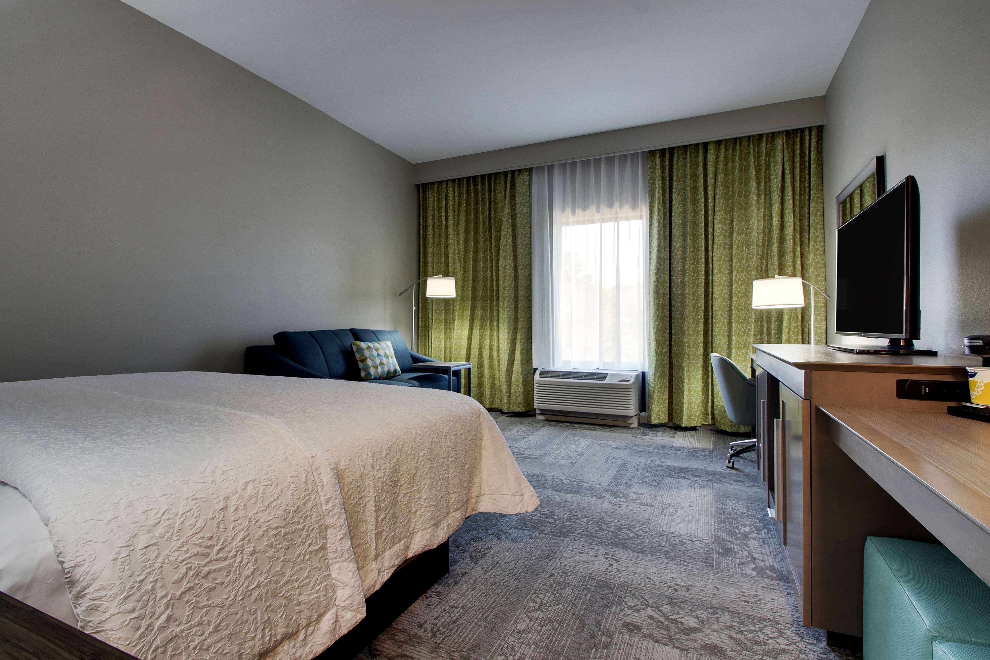 Hampton & By Hilton Knightdale