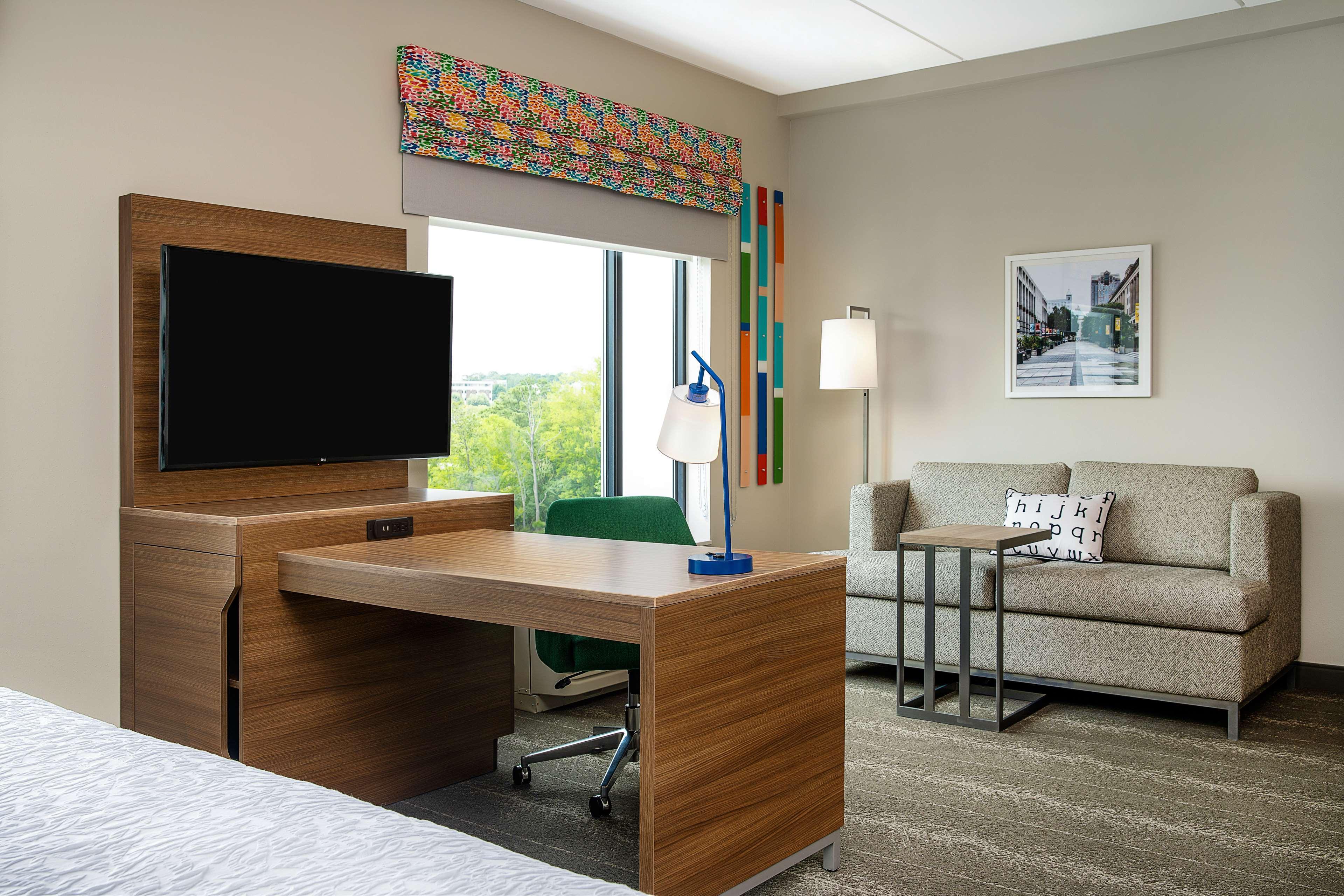 Hampton & Midtown, Nc Hotel