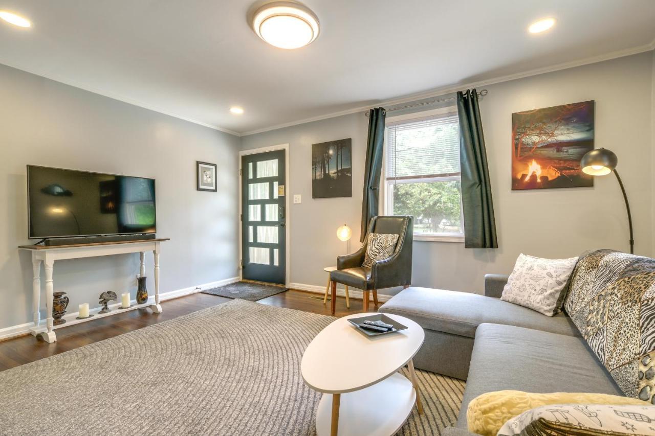 Freshly Renovated Near Downtown!