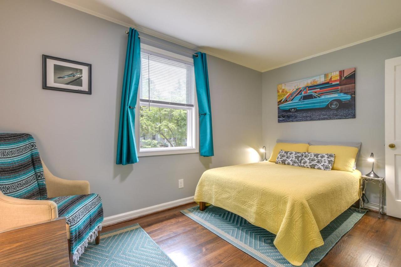 Holiday home Freshly Renovated Near Downtown! *