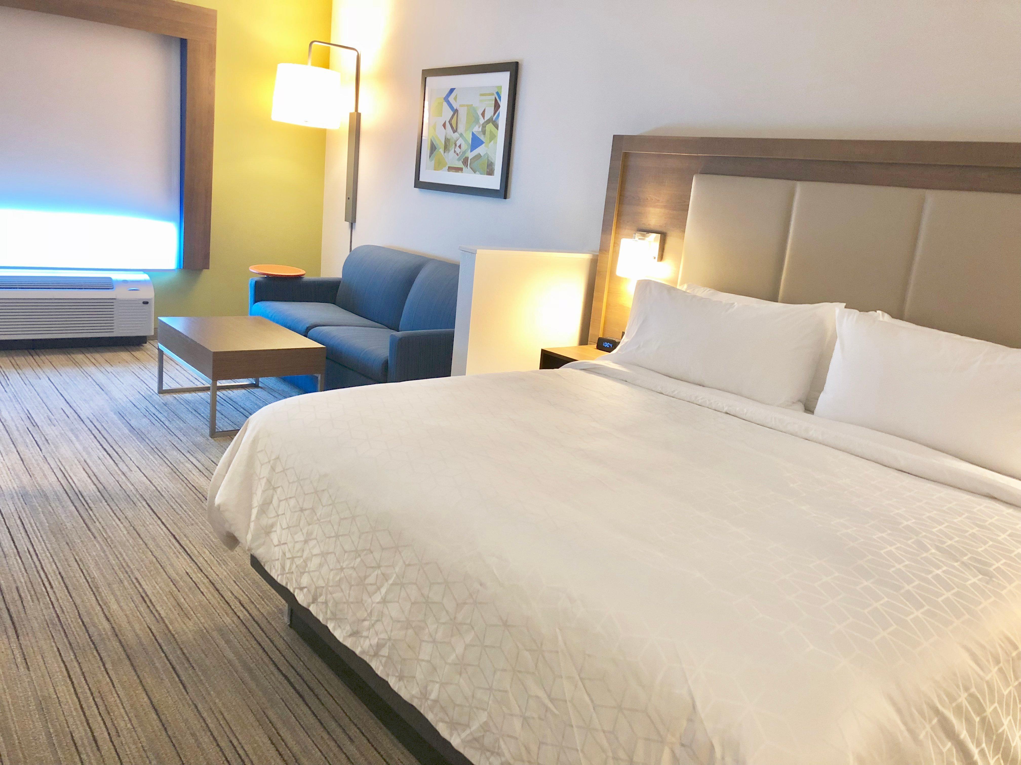 Hotel Express & Airport - Brier Creek By Ihg