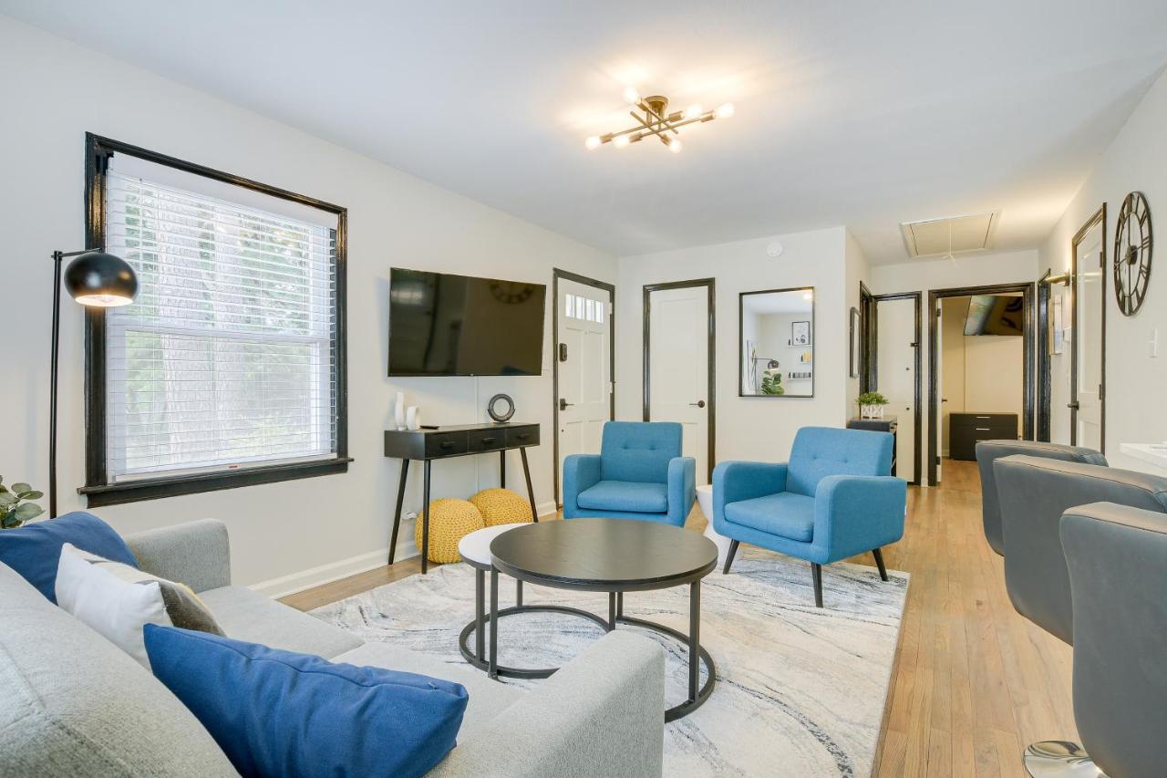 Modern Vacation About 3 Mi To Downtown! Holiday home