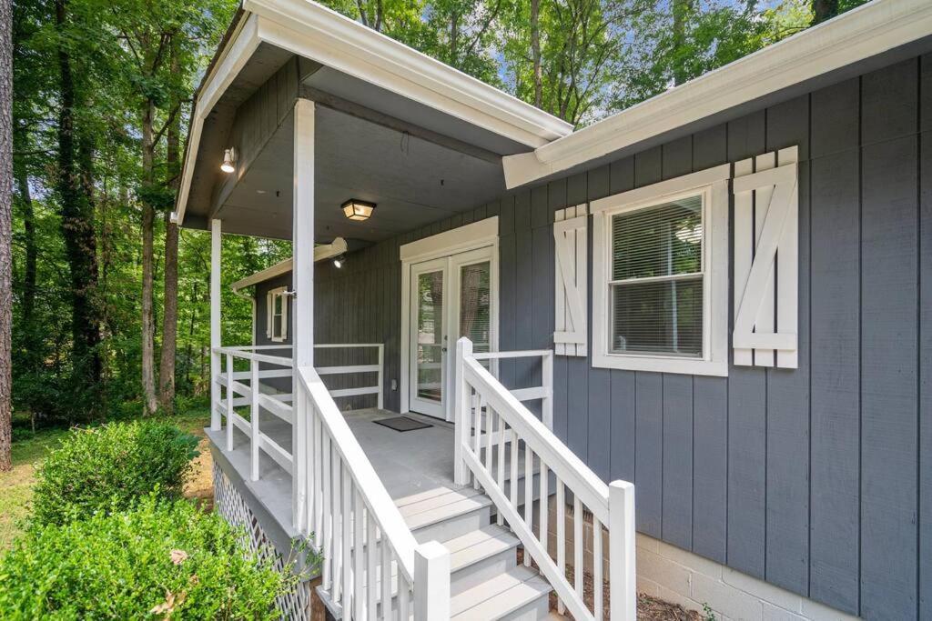 Spacious Home- Near Airport, Crabtree Mall & Food Casa de férias Raleigh