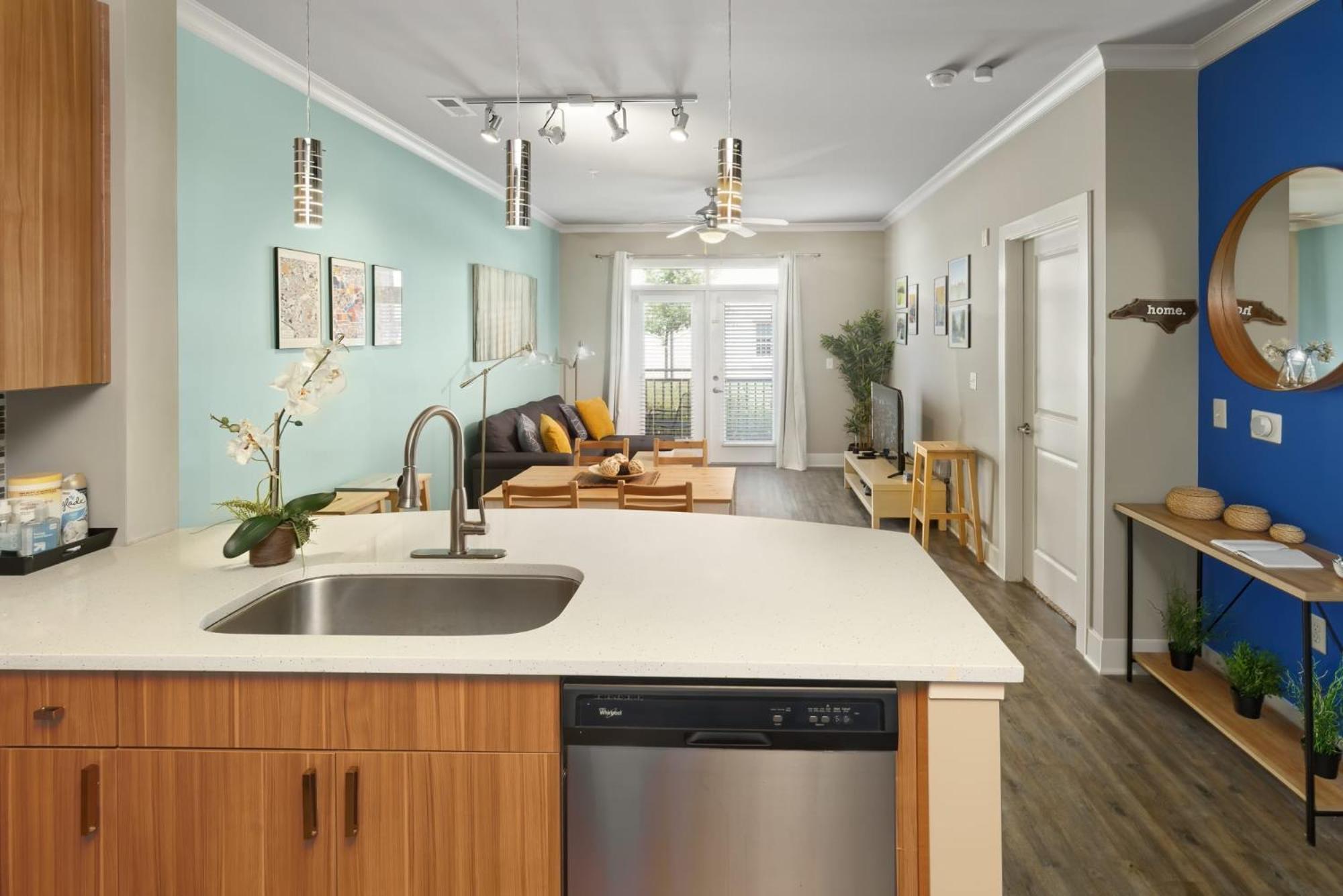City Living In Downtown Luxury Apt 2 Apartment Raleigh