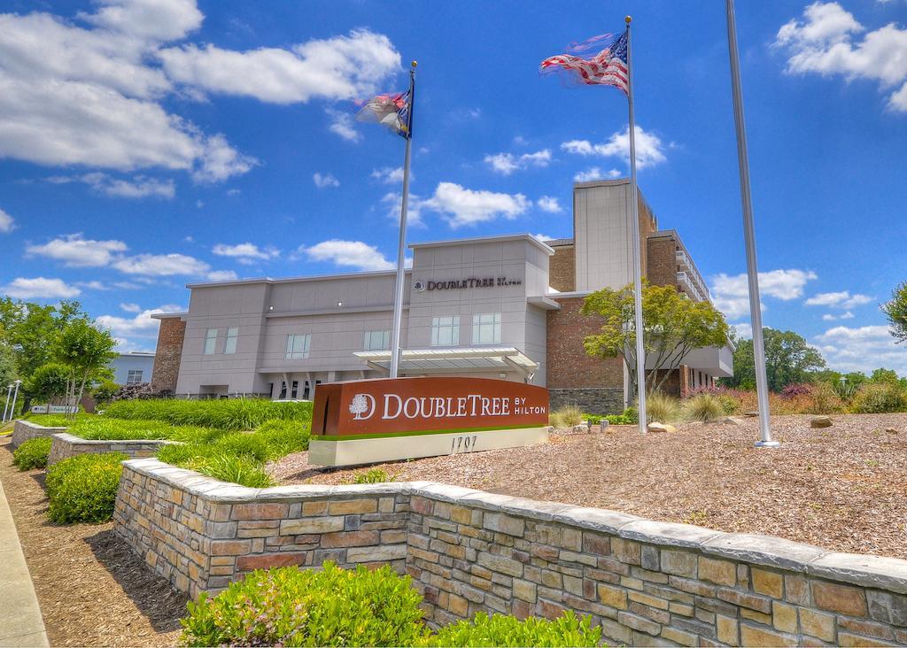 Doubletree By Hilton - Brownstone -
