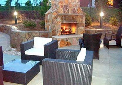 Courtyard By Marriott North/triangle Town Center Raleigh