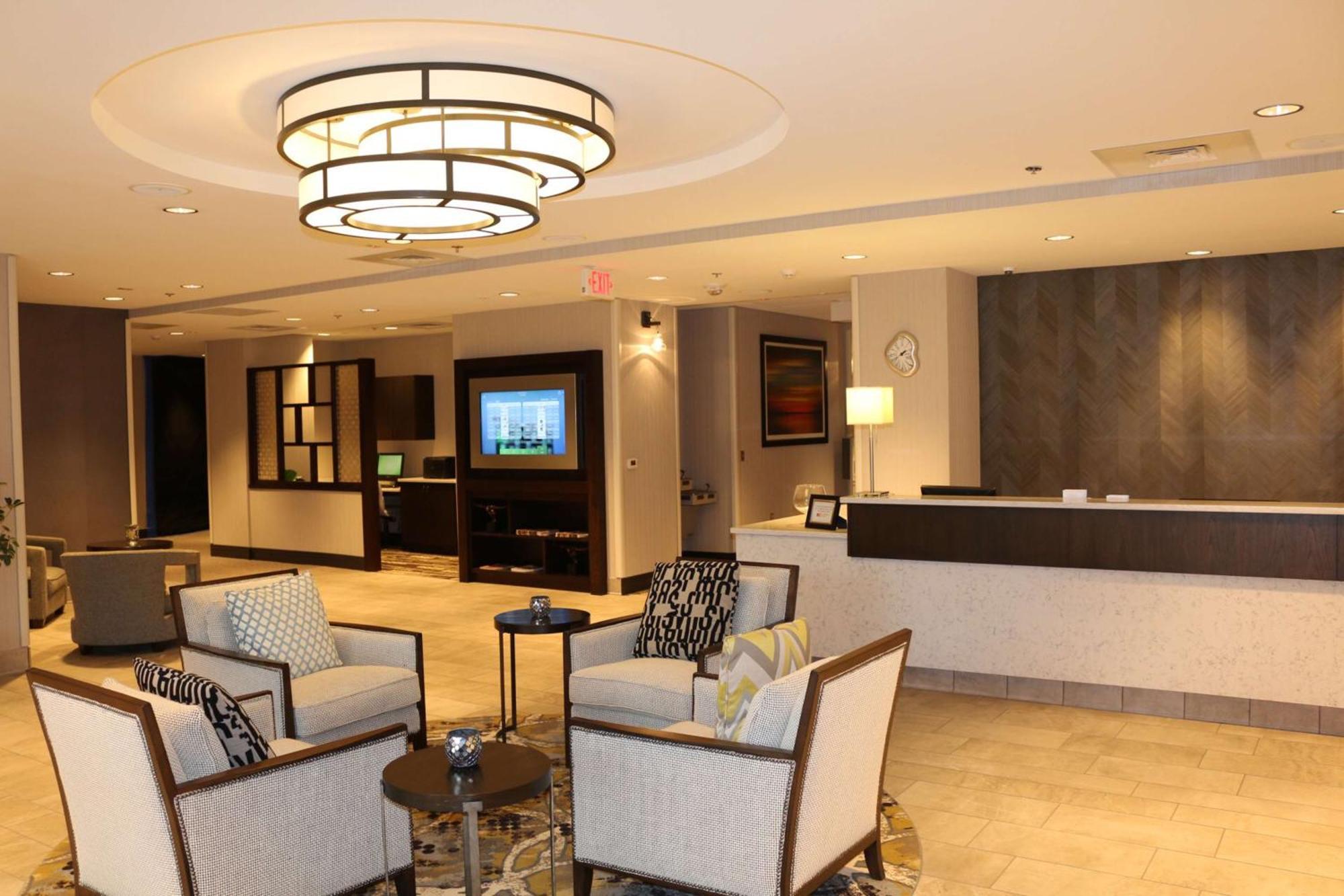 Doubletree By Hilton Crabtree Valley 4*