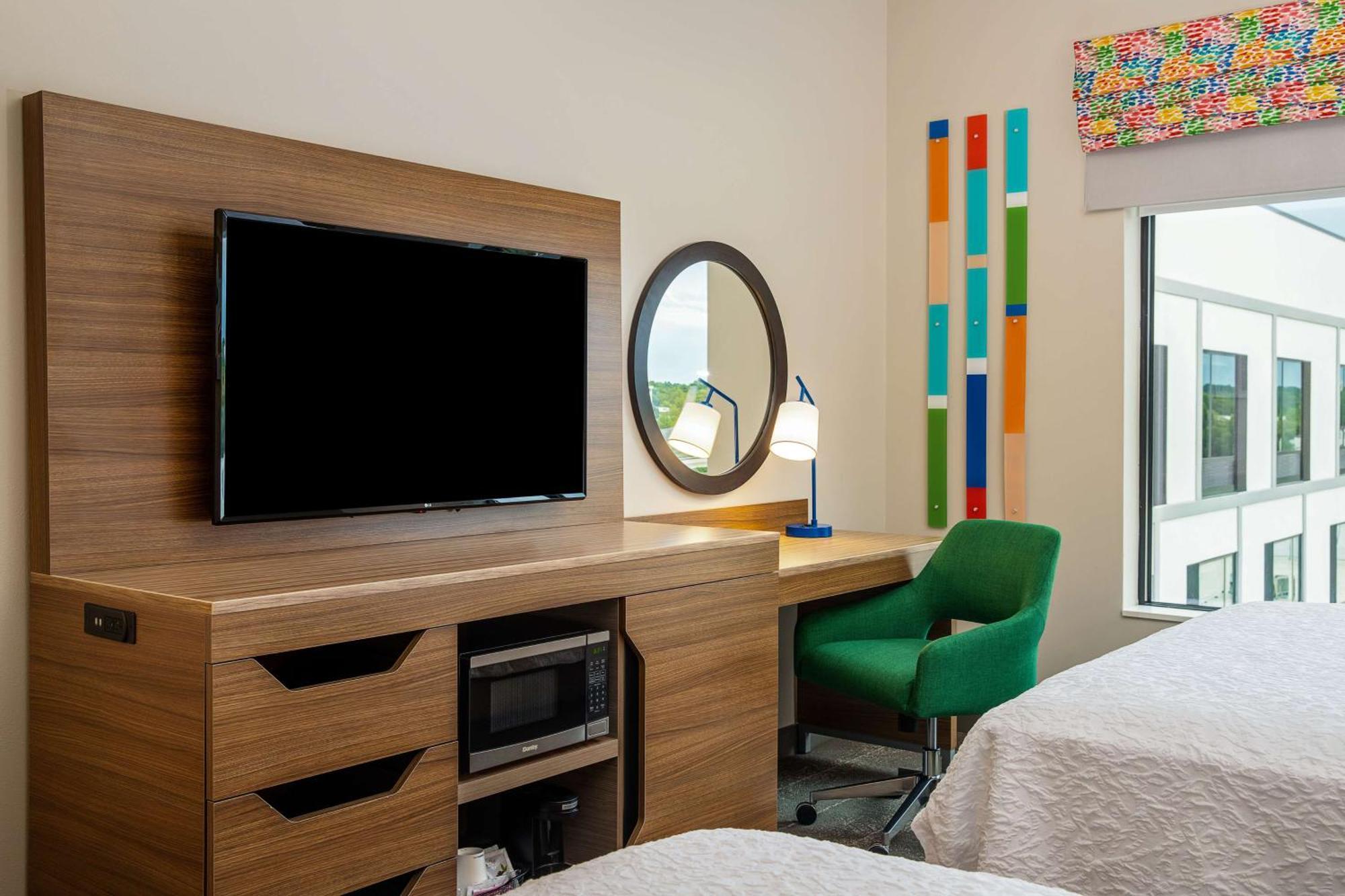 Hampton & Midtown, Nc Hotel 3*