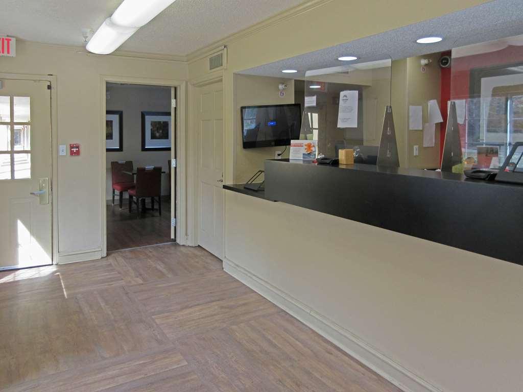 Suburban - Crabtree Valley Hotel