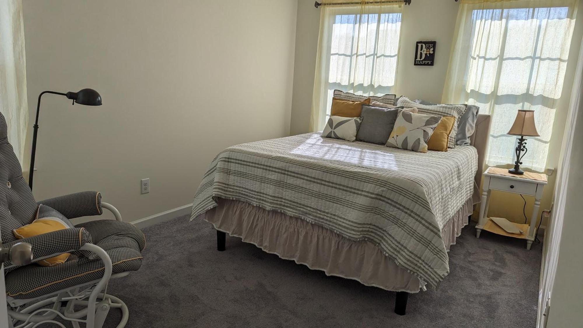 Cozy 3 Bedroom Townhouse Exquisite * Raleigh