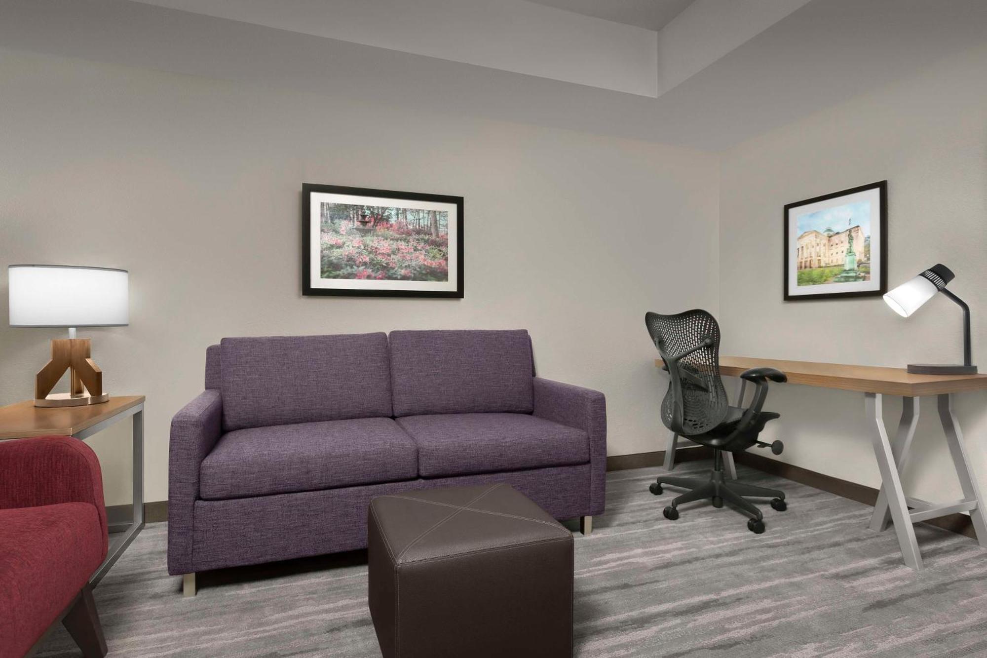Hilton Garden Capital Blvd I-540 Hotel
