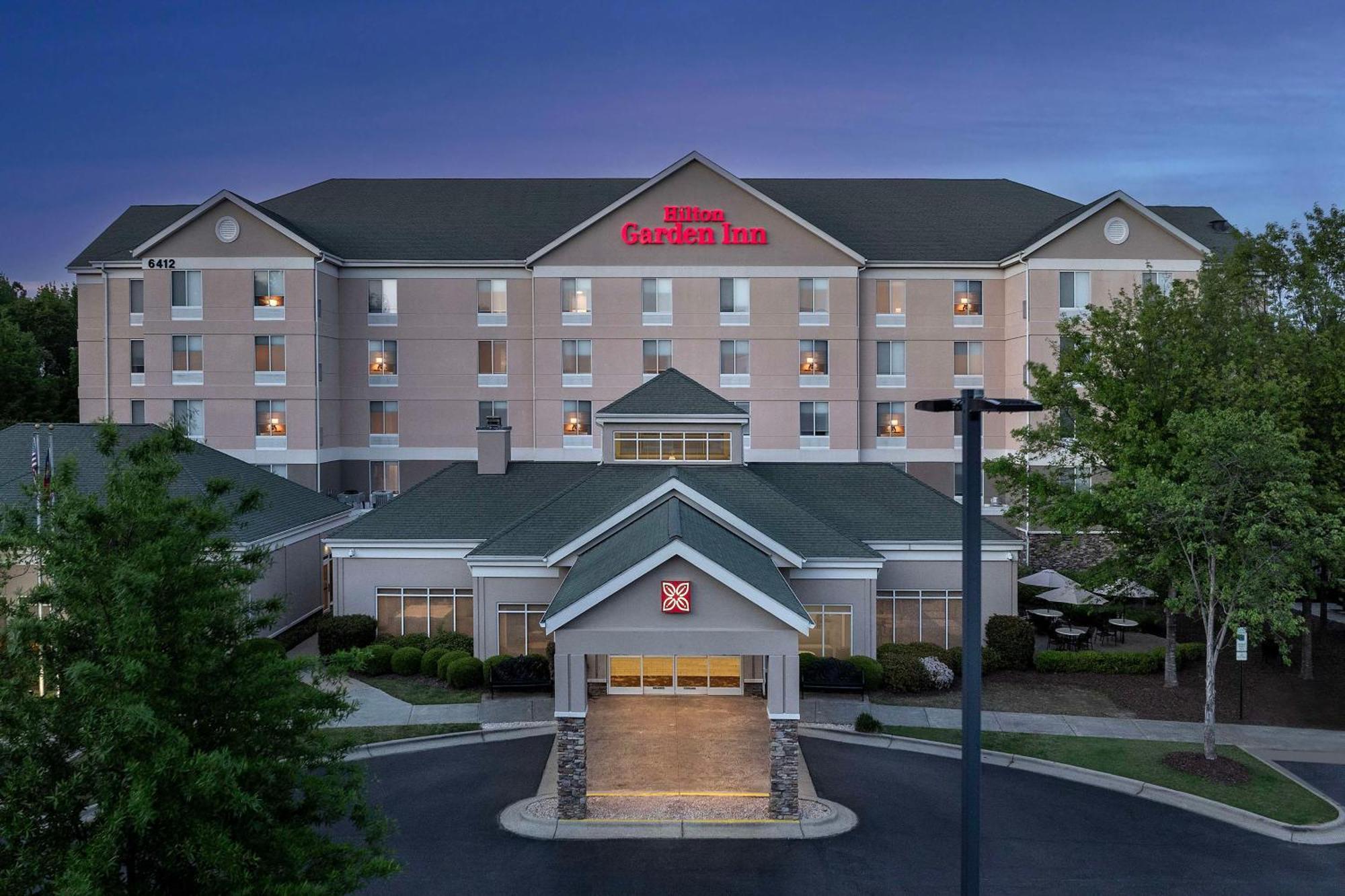 Hotel Hilton Garden Capital Blvd I-540 3*