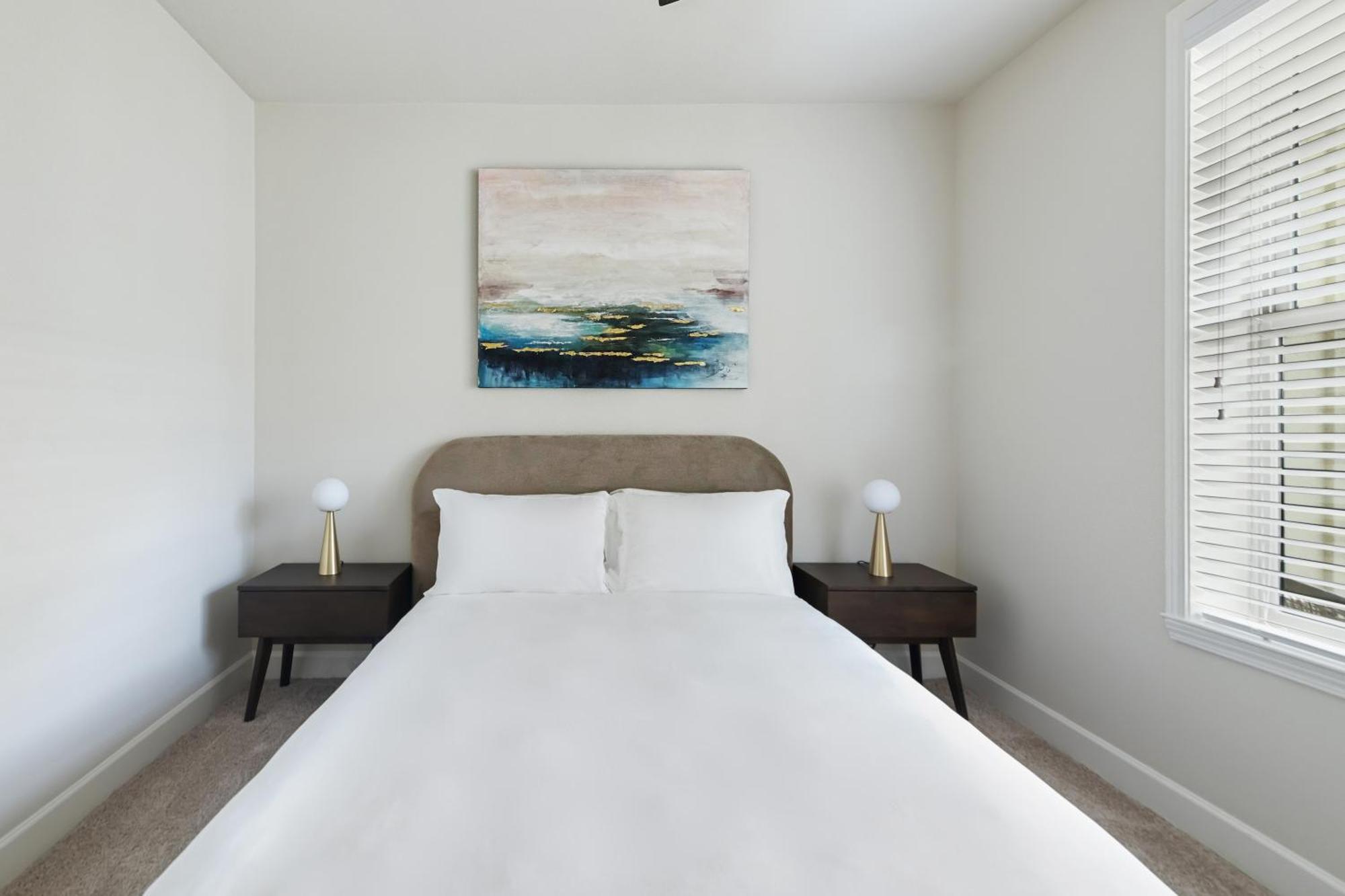 Apartment Kasa At Berkshire Village District *