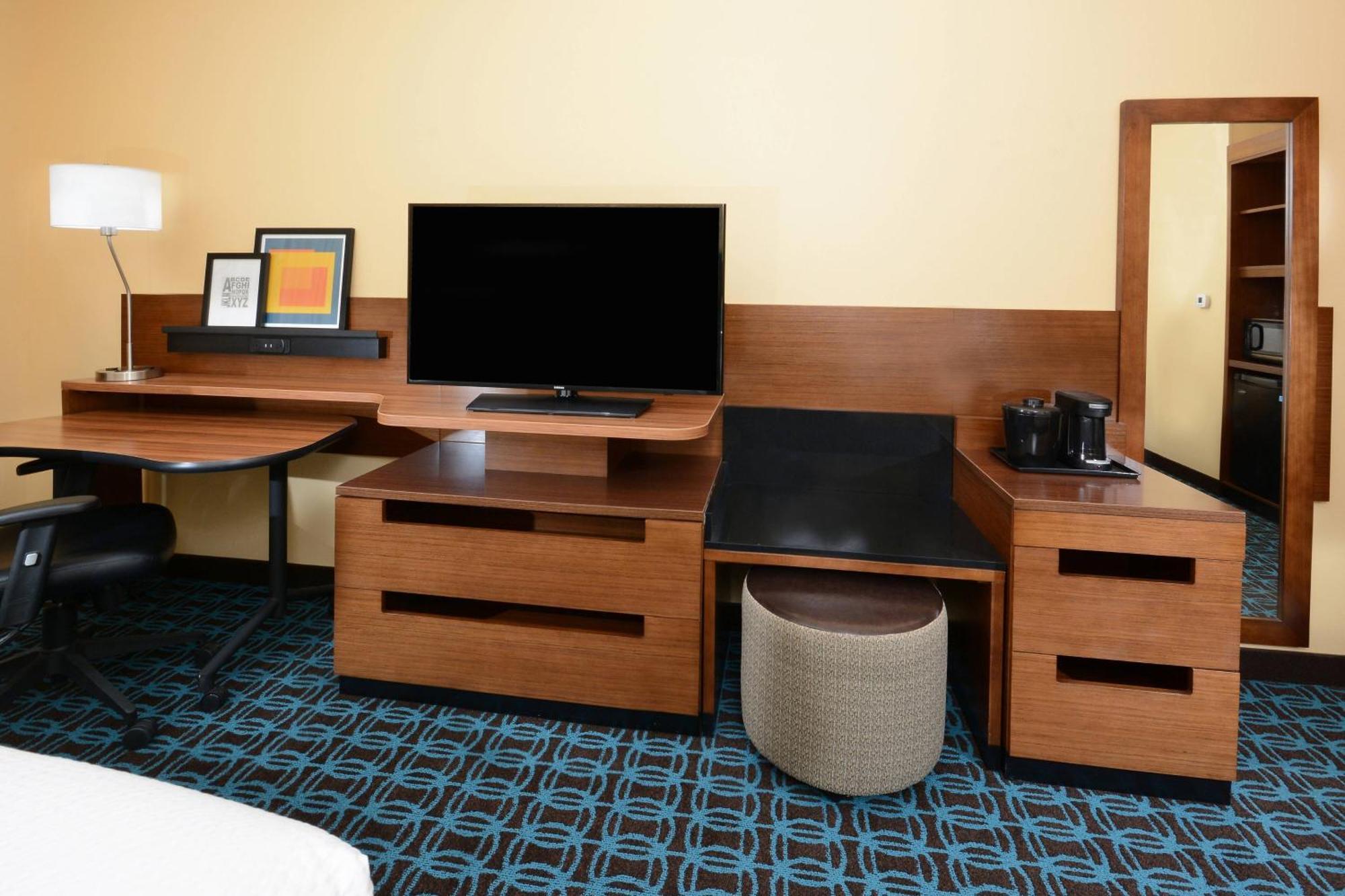 Fairfield & By Marriott Capital Blvd./i-540 3* Raleigh