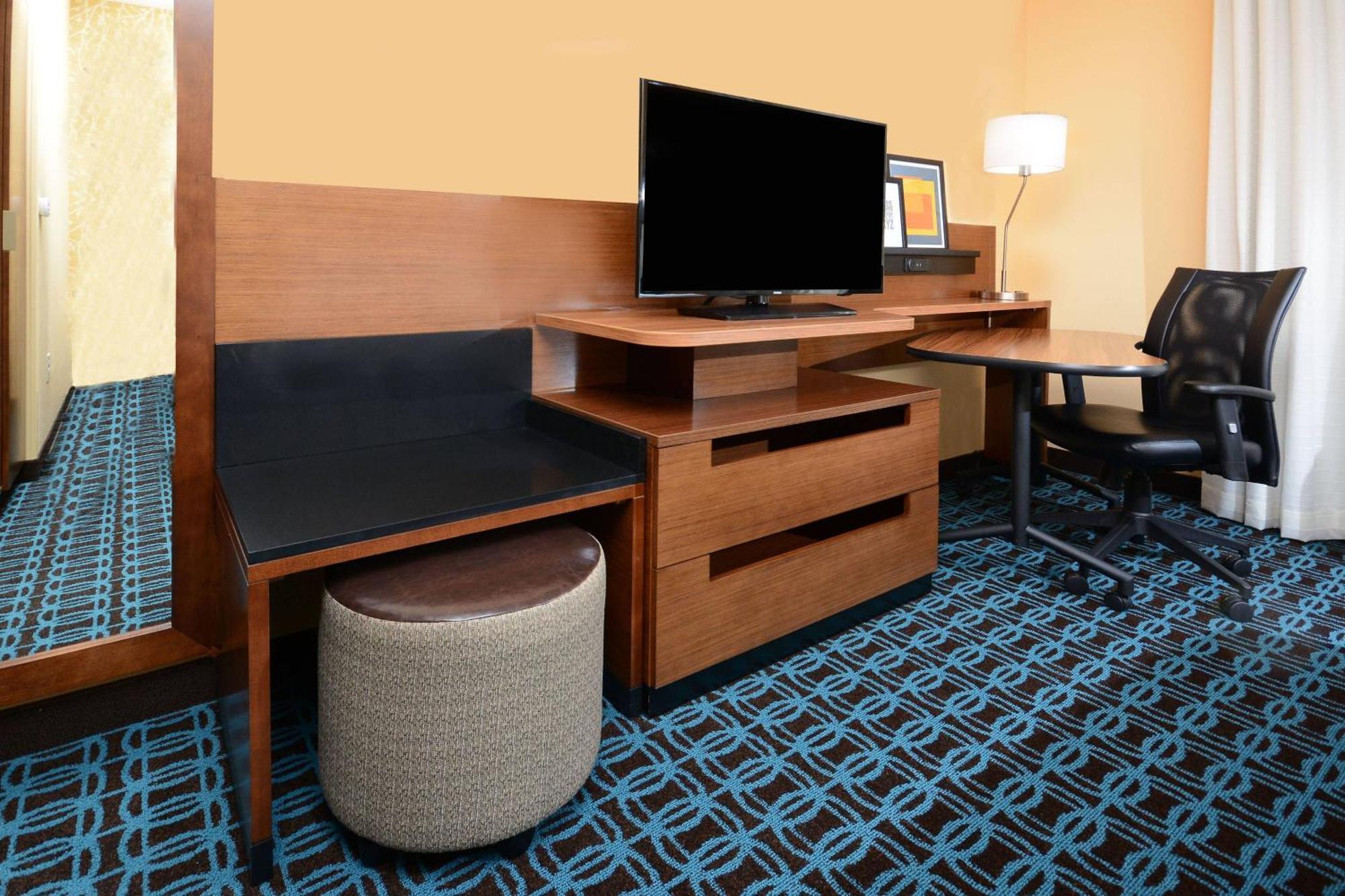 Fairfield & By Marriott Capital Blvd./i-540 Raleigh
