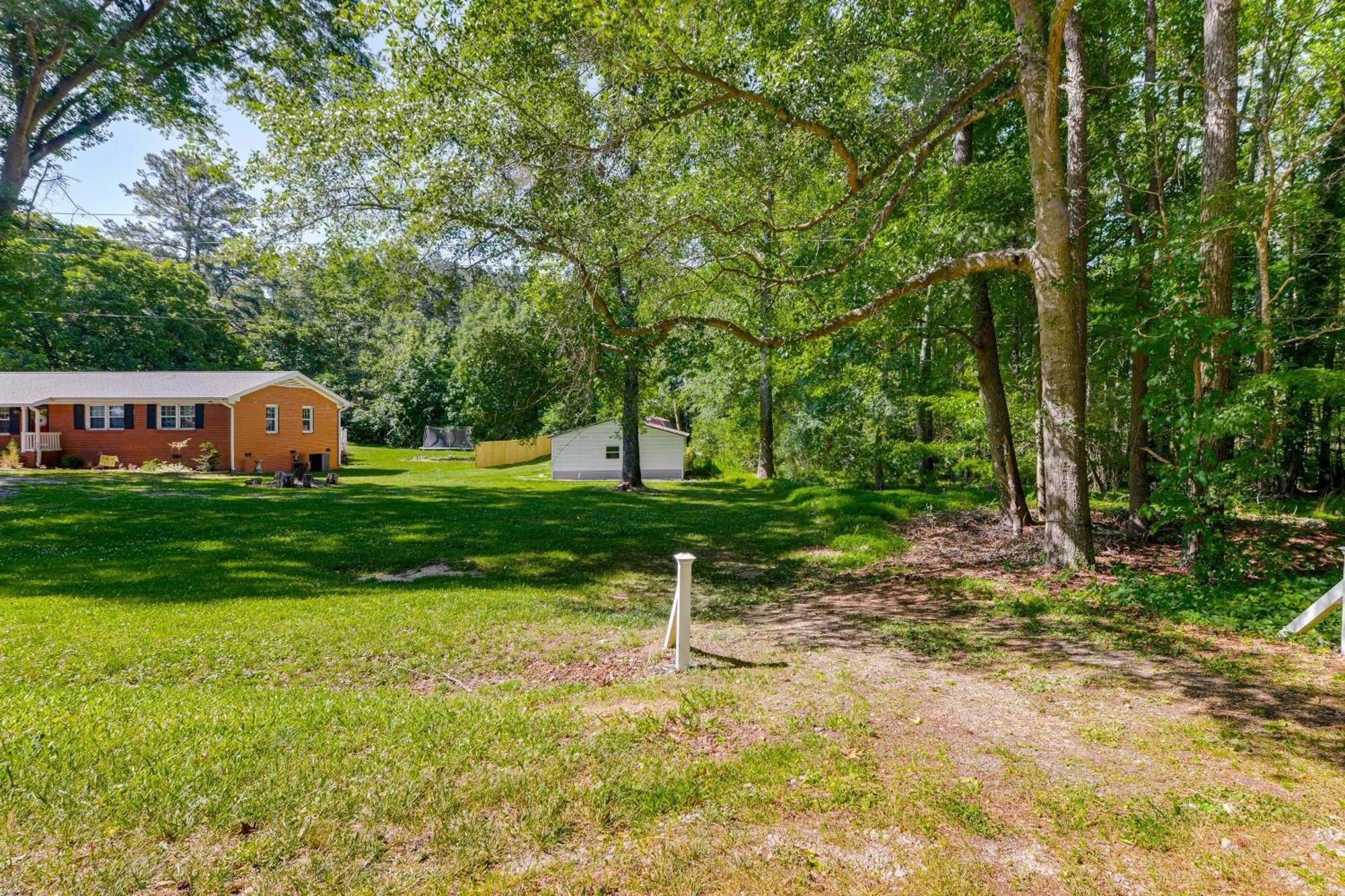 Pet-friendly Tiny With Patio