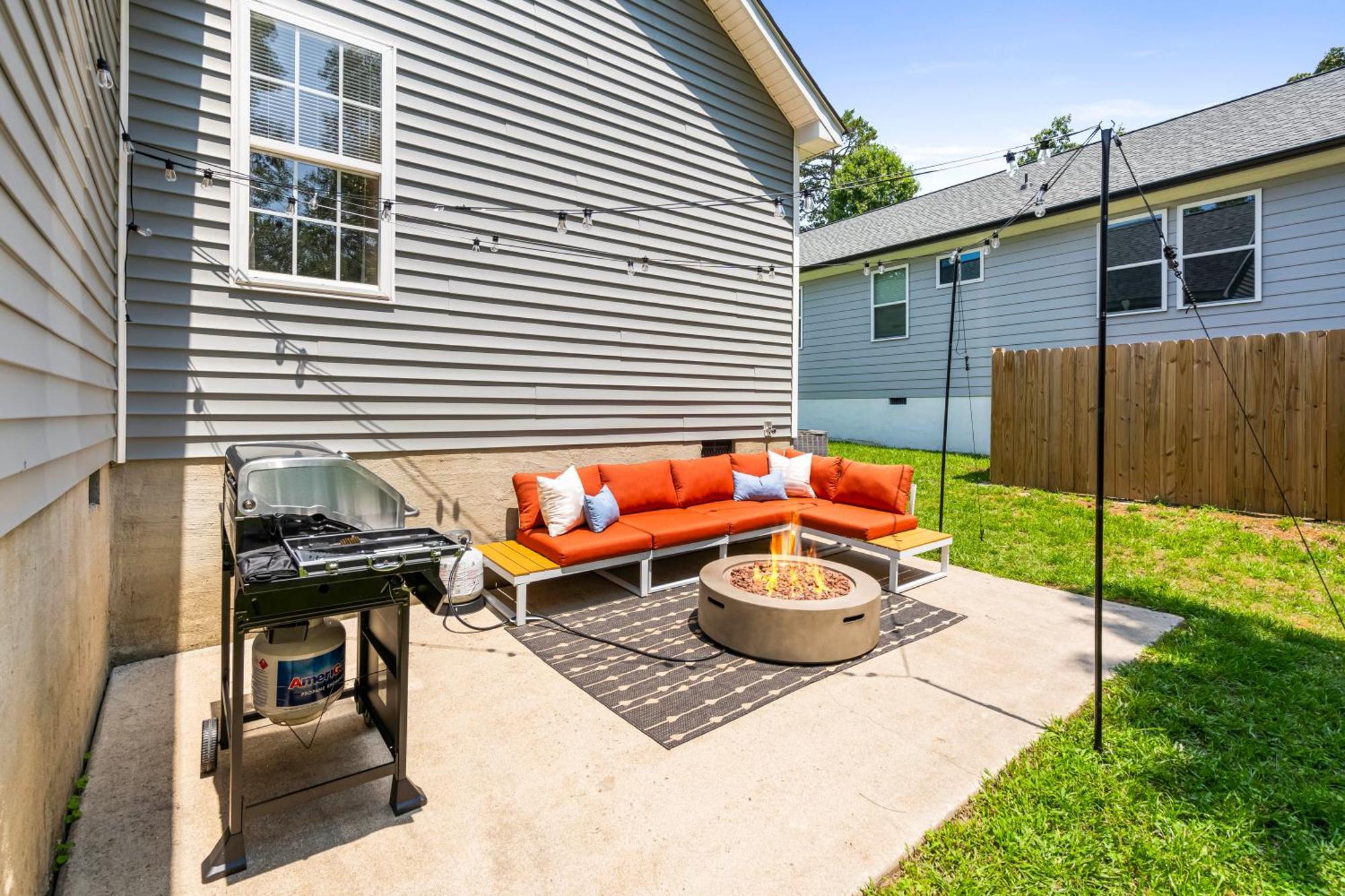 Homey 3bd - Bbq & Backyard - Close To Attractions Holiday home
