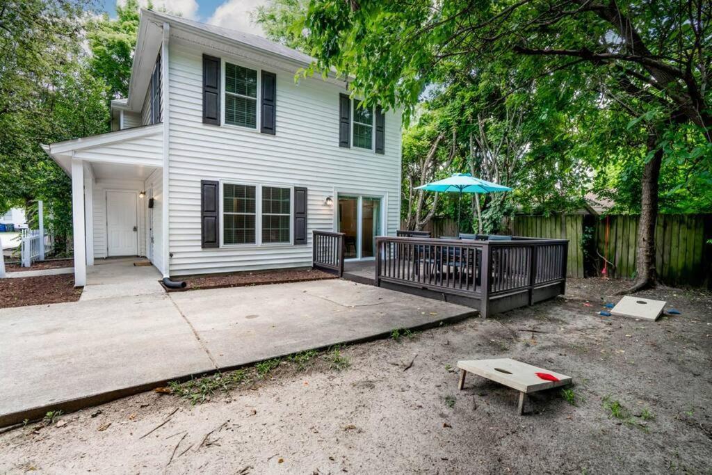 Apartment 2 Min Drive To Downtown! A Cozy 2br In Raleigh! Raleigh