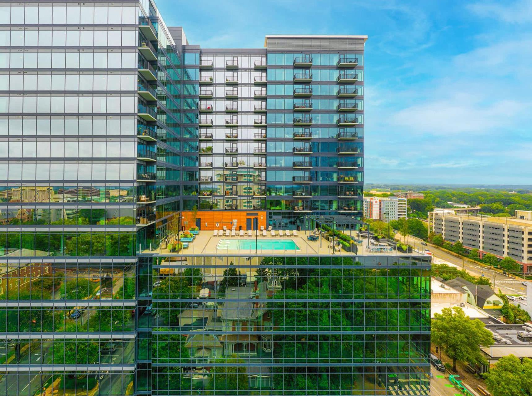 Apartment High-rise Free Parking & Sunset View 1 *