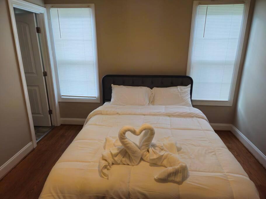 Private - 3 Bedroom House * Raleigh